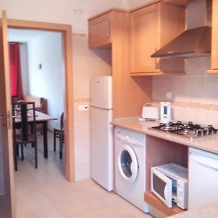Διαμέρισμα Welcoming In 80 M² With Shared Pool Αλμπουφέιρα