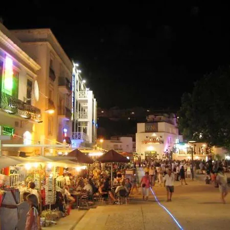 Apartament Welcoming In 80 M² With Shared Pool