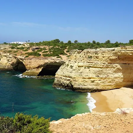 Welcoming In 80 M² With Shared Pool * Albufeira