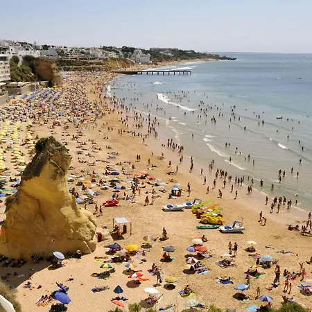 Welcoming In 80 M² With Shared Pool Apartment Albufeira
