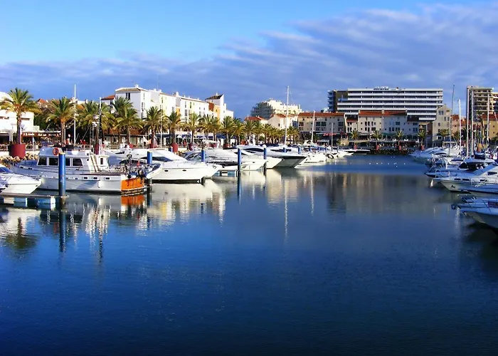 Welcoming In 80 M² With Shared Pool Albufeira