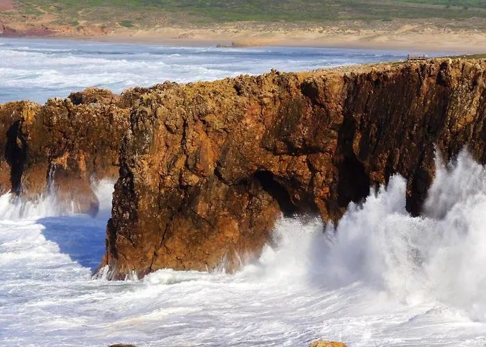 Welcoming In 80 M² With Shared Pool